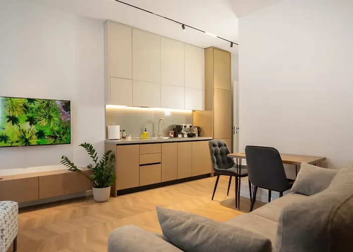 Albani\'S Apartment