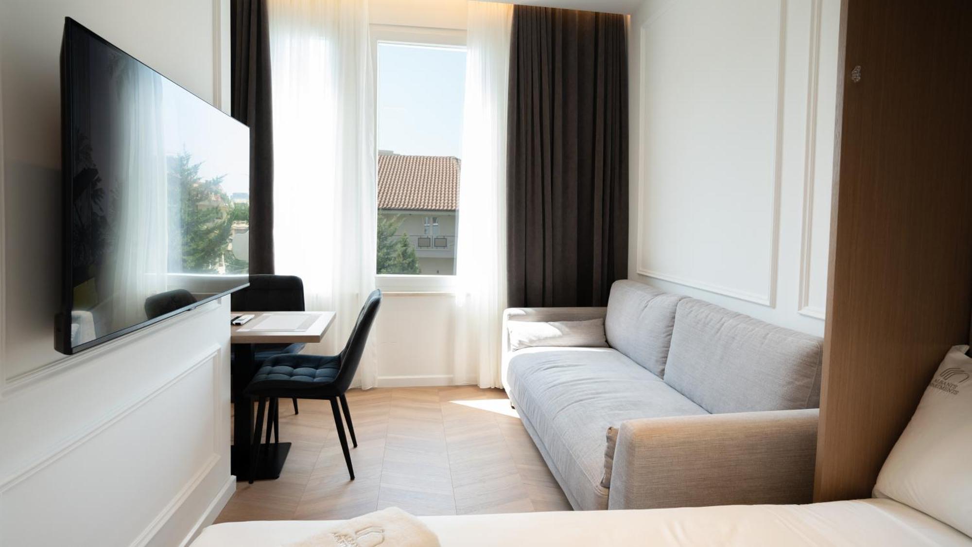 Albani's Aparthotel *
