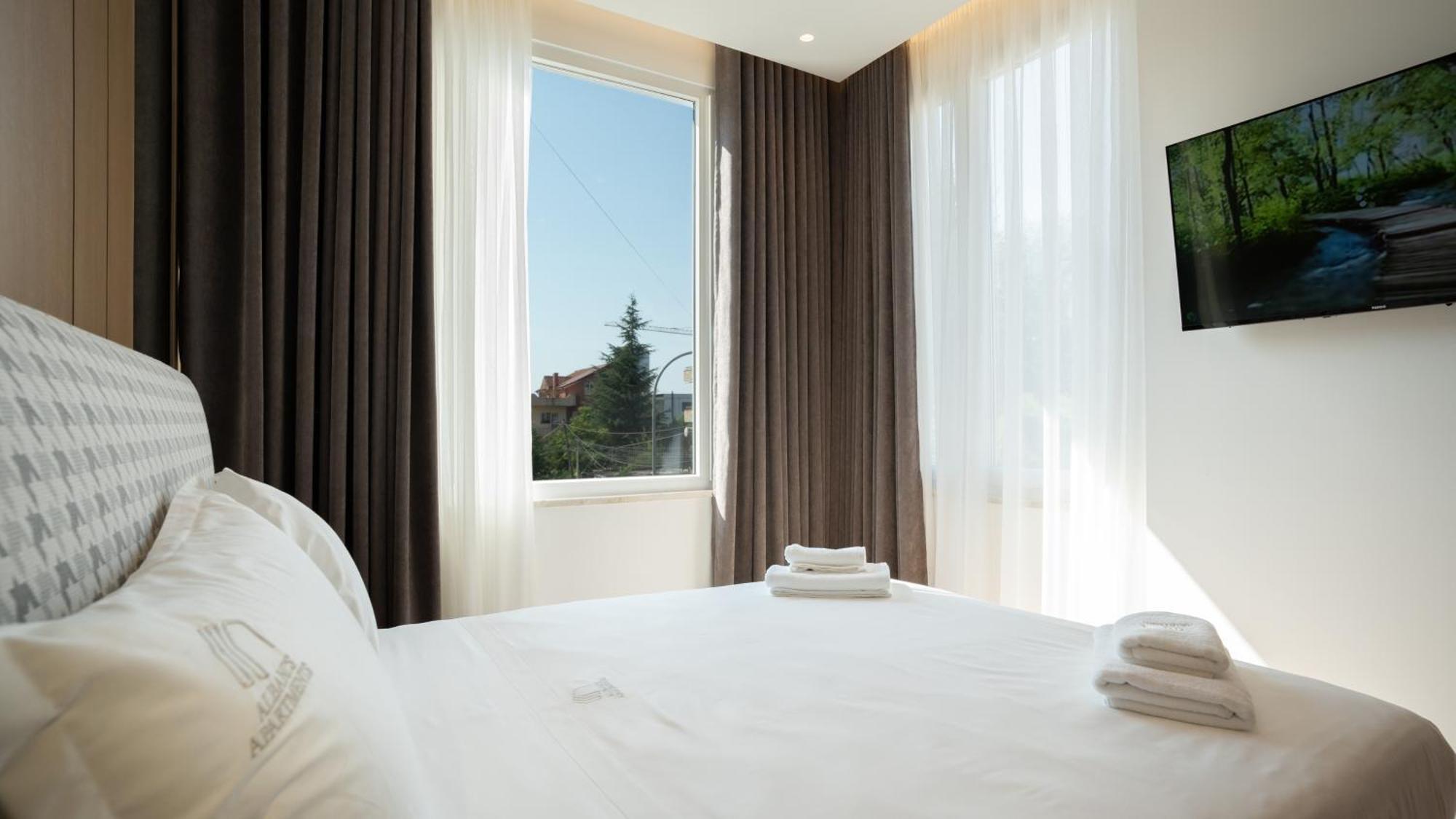 Albani's Apartahotel
